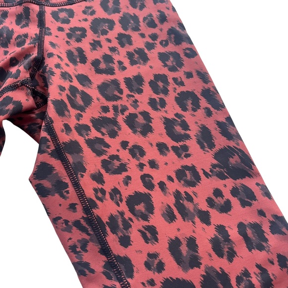 DYI Women’s Small Printed Signature Tight Canyon Animal/Cheetah Print Leggings - Picture 10 of 10